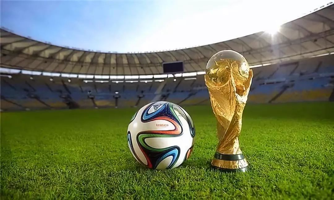 TA：阿森纳未积极推动冬窗出售球员；预计明夏将买断因卡皮耶（TA：阿森纳冬窗不急售球员，预计明夏完成因卡皮耶买断）