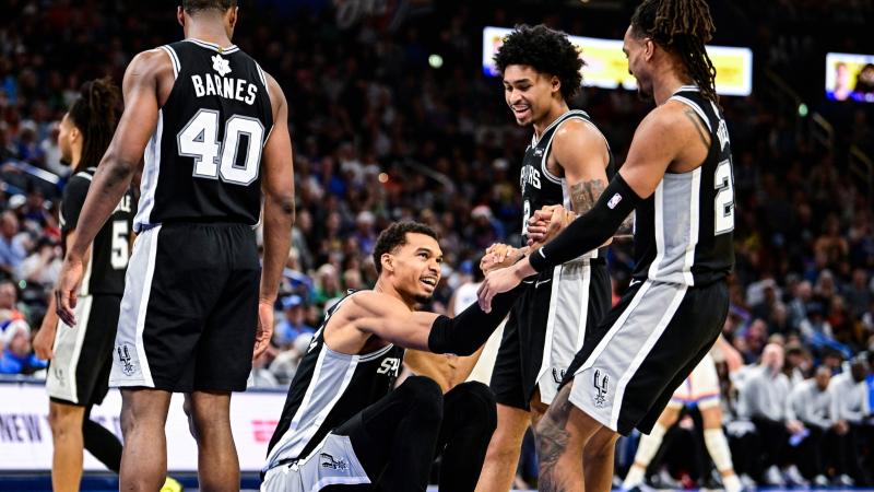 阿斯：弗里克圣诞节给巴萨放一个星期假，12月29日归队训练（阿斯报：弗里克圣诞期间为巴萨放假一周，球队12月29日恢复训练）