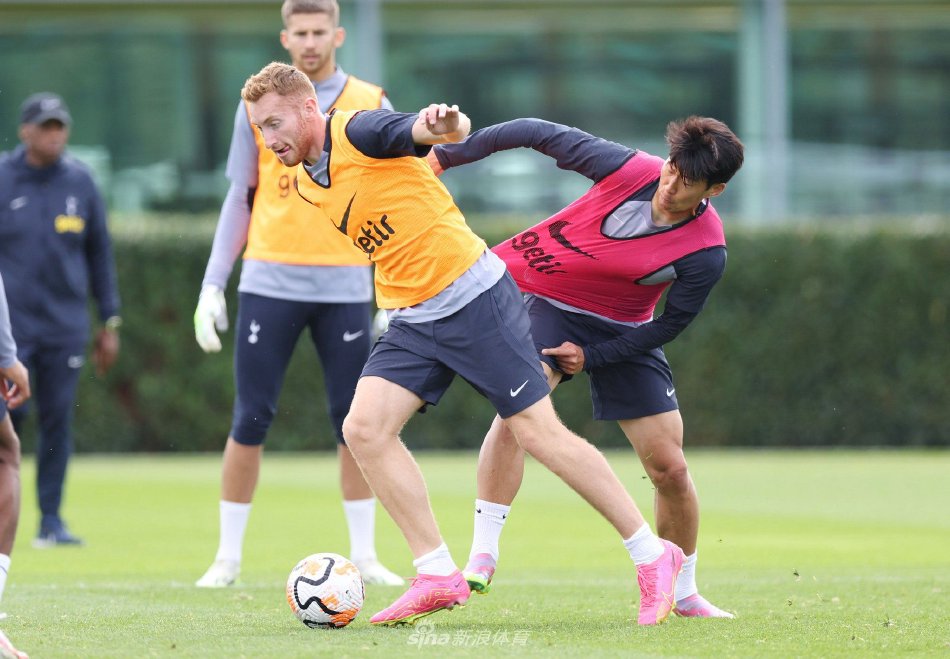 法比奥不该金靴！水分大，中超规则有瑕疵，4项数据，瓦卡才是金靴（法比奥金靴含金量不足？中超规则存瑕疵，四项数据力证瓦卡更配得上）