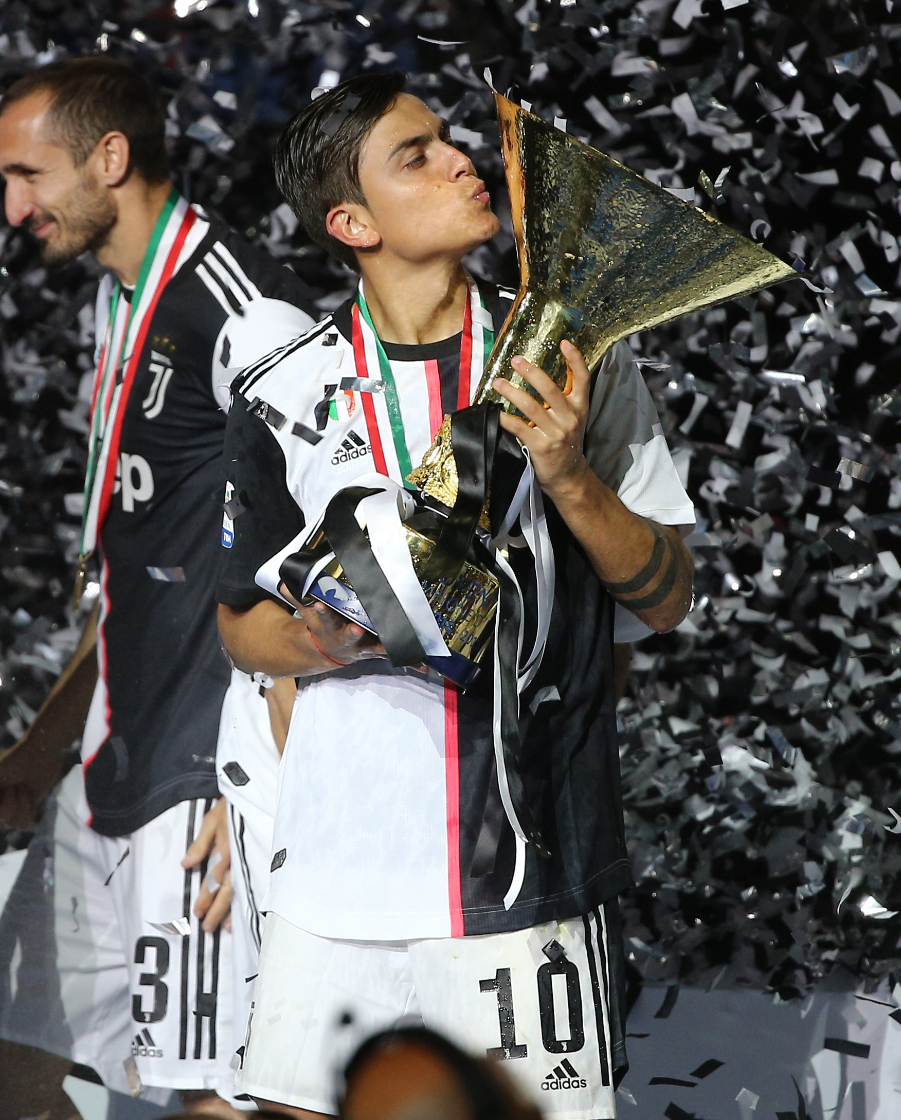 意大利诺首次战胜孔蒂，博洛尼亚终结主场对那不勒斯6场不胜（意大利诺首胜孔蒂，博洛尼亚主场对那不勒斯6场不胜告破）