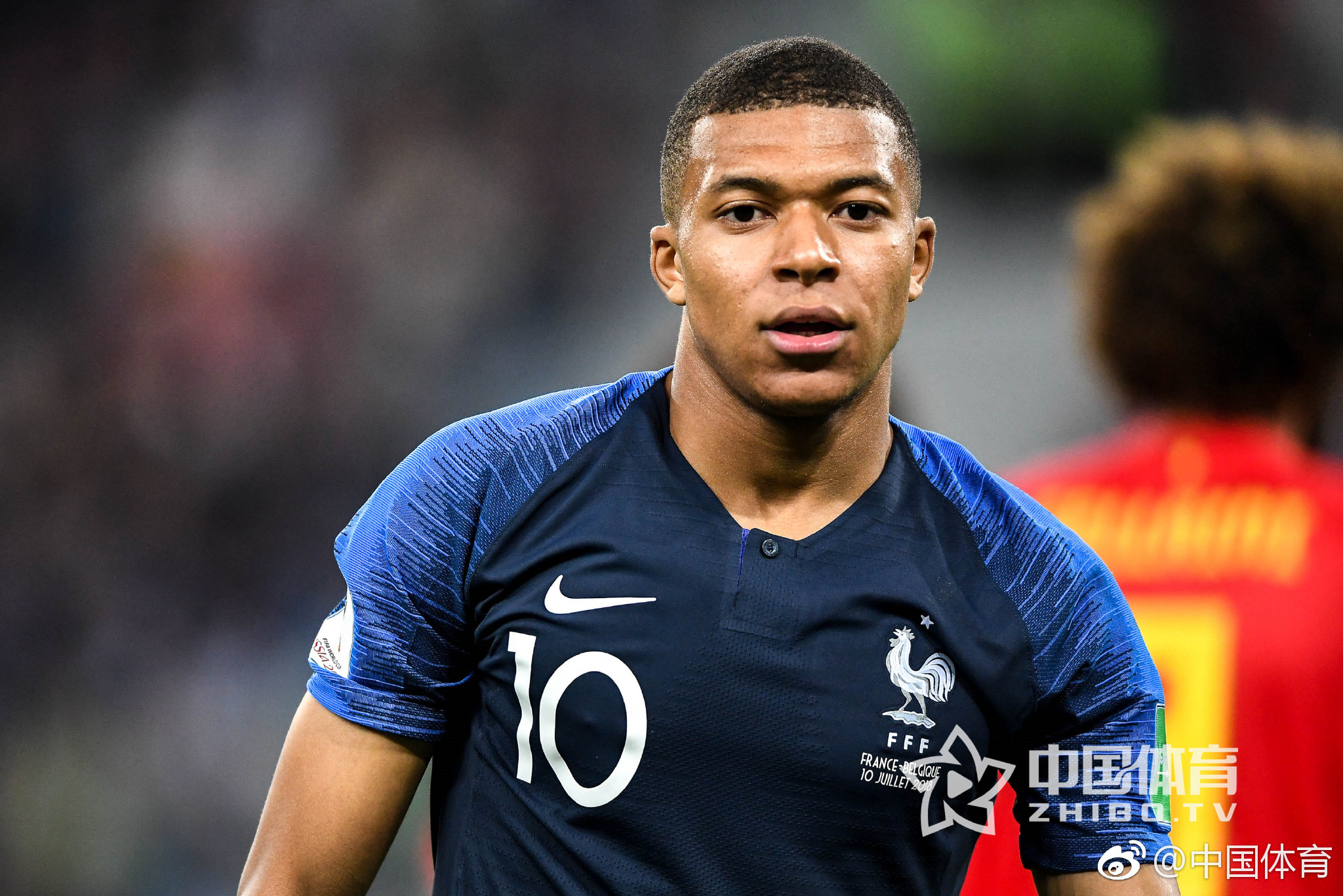 赫内斯：拜仁曾有盖德-穆勒等一众神锋，凯恩绝不逊色于他们（赫内斯：拜仁历代神锋如盖德-穆勒，凯恩丝毫不逊于他们）