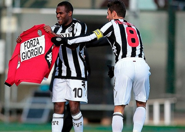 霍姆格伦&杰伦威半场合砍31分，雷霆领先26分（霍姆格伦携杰伦·威廉姆斯半场合砍31分，雷霆领先26分）