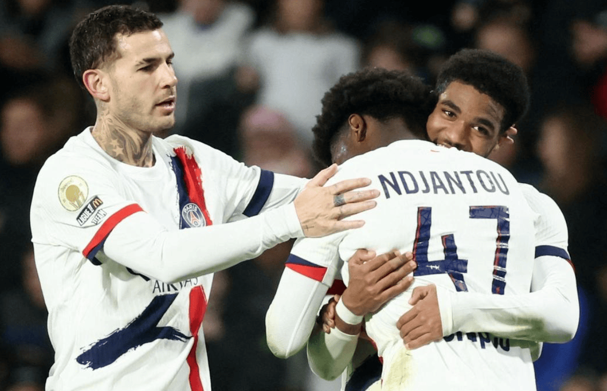 梅西以两次助攻助国际迈阿密首度称霸全美，引发海外球迷热议（梅西两次助攻助力国际迈阿密首夺全美桂冠，海外球迷热议）